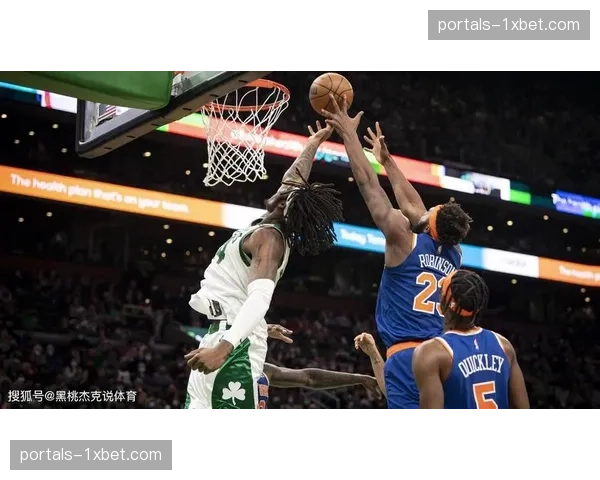 约什杰克逊防守端贡献有限 太阳侧翼投篮效率有待提升