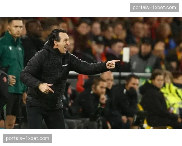 埃梅里禁区内被铲倒引争议 VAR介入取消点球判罚 埃梅里禁区内被铲倒引争议 VAR介入取消点球判罚